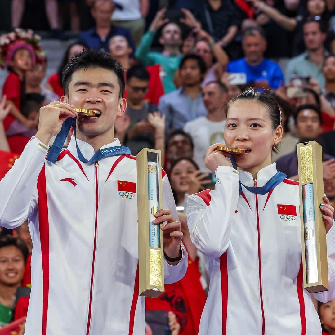 Đôi nam nữ Zheng/Huang thống trị cầu lông thế giới hoàn thành nhiệm vụ vô địch Olympic