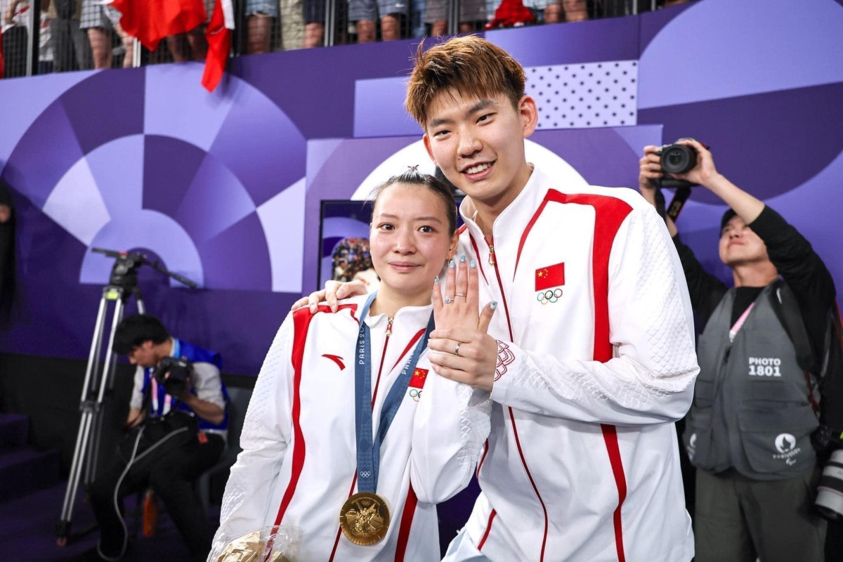 Huang Yaqiong - Nhà vô địch cầu lông Olympic Paris được bạn trai cầu hôn sau khi giành HCV