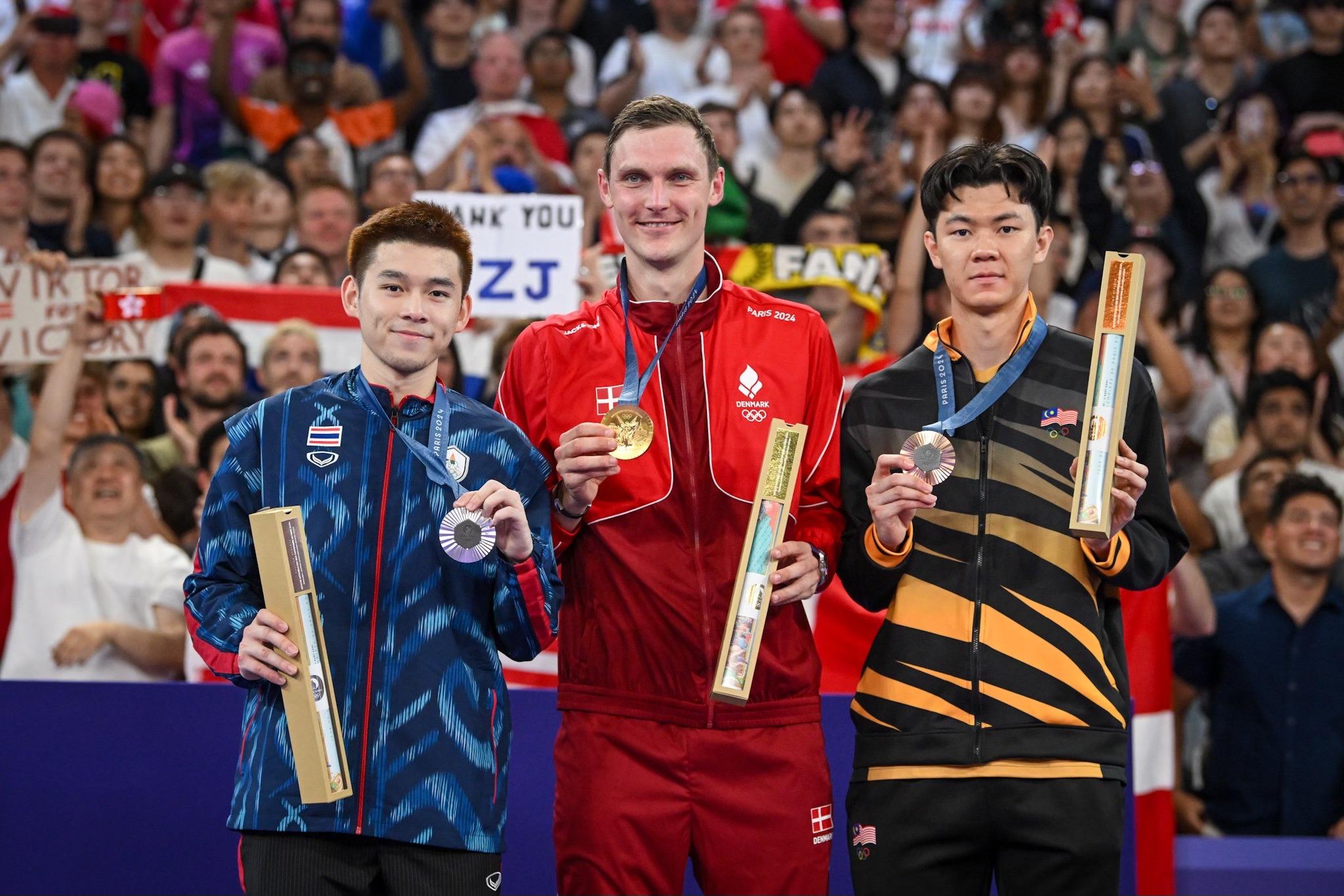 Viktor Axelsen: Hành Trình Bước Vào Ngôi Đền Huyền Thoại Cầu Lông Thế Giới