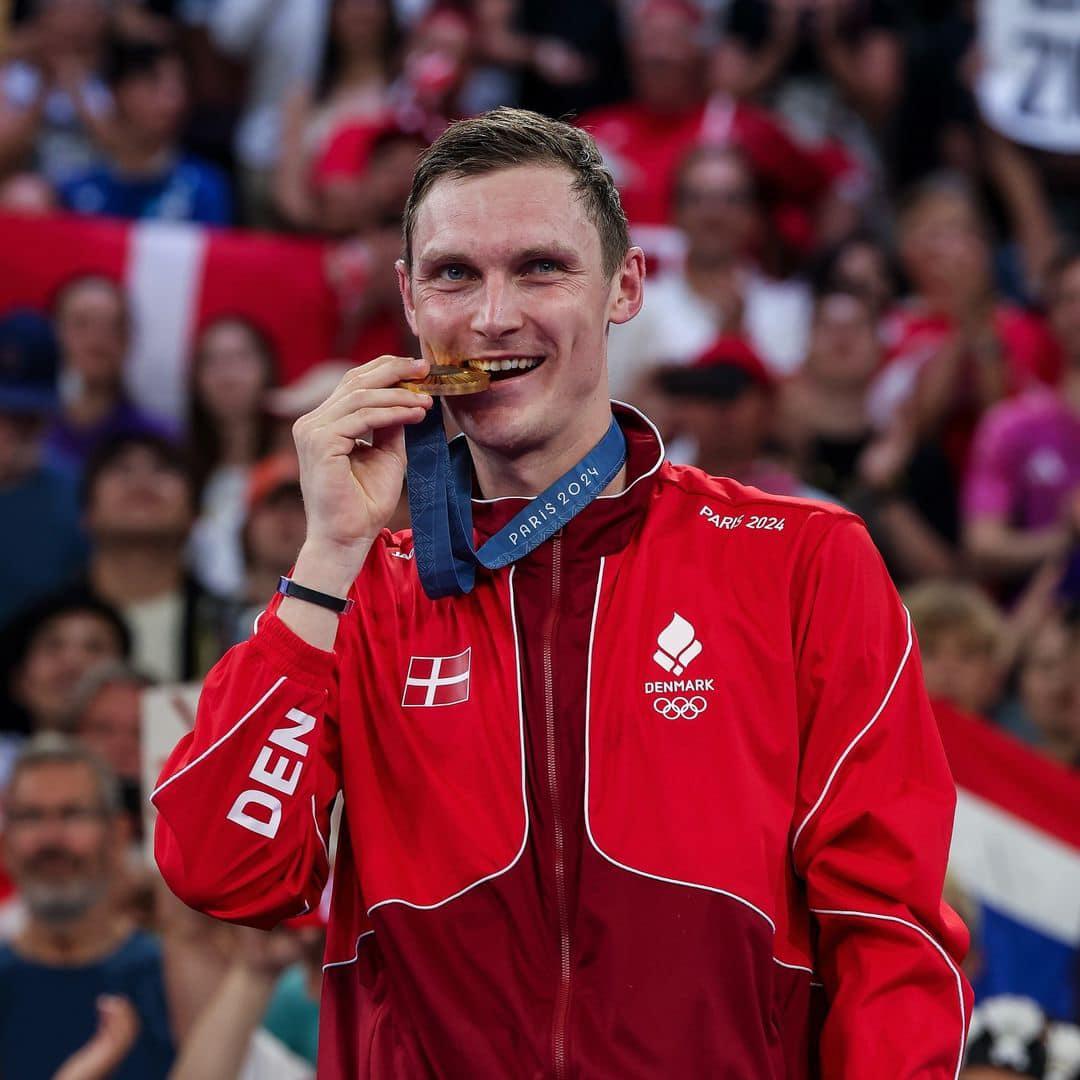 Viktor Axelsen: Hành Trình Bước Vào Ngôi Đền Huyền Thoại Cầu Lông Thế Giới